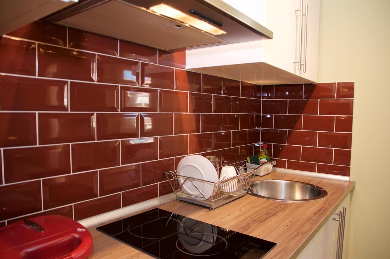 Super Cute & Cozy Mini Studios In City Center Tesalonika Bagian luar foto