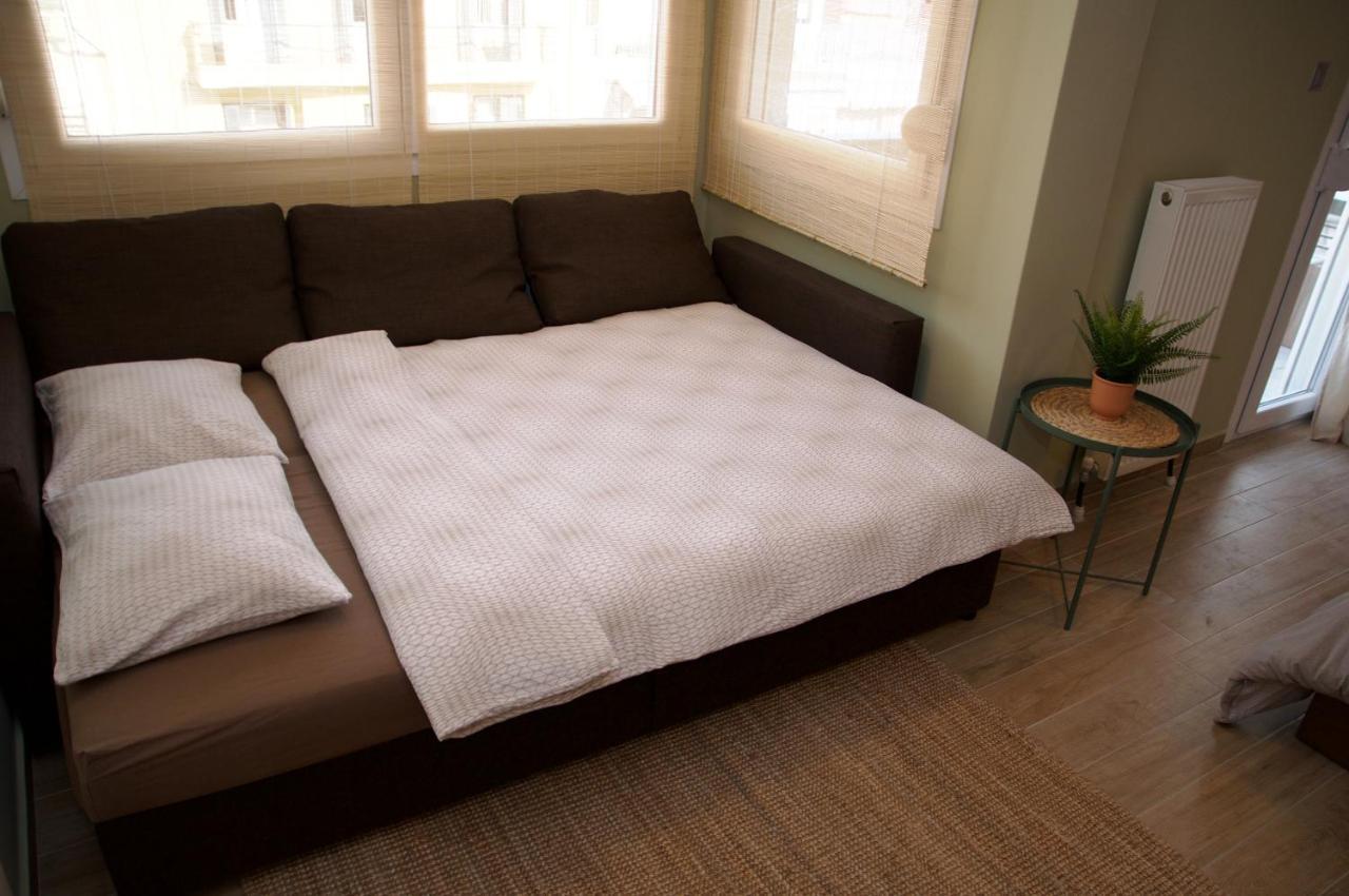 Super Cute & Cozy Mini Studios In City Center Tesalonika Bagian luar foto