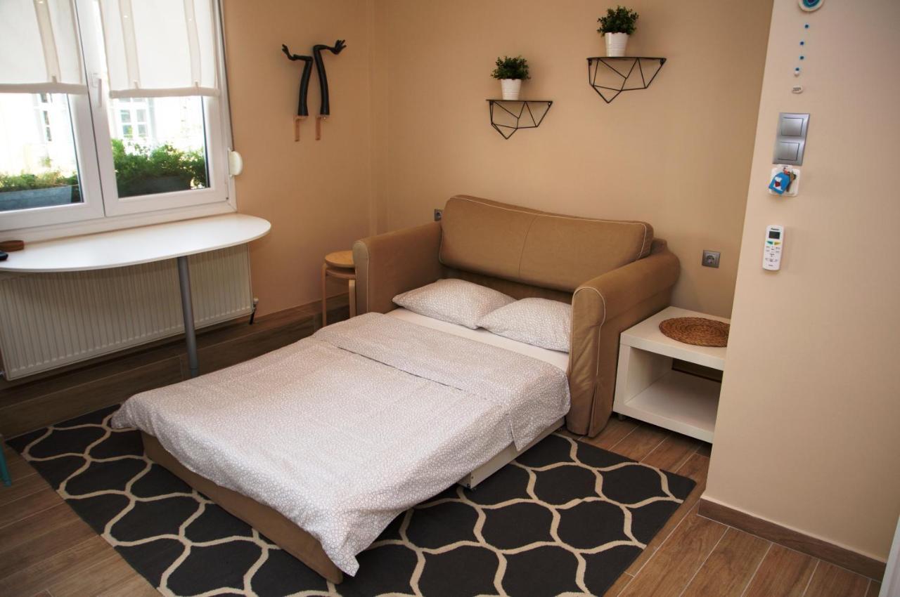 Super Cute & Cozy Mini Studios In City Center Tesalonika Bagian luar foto