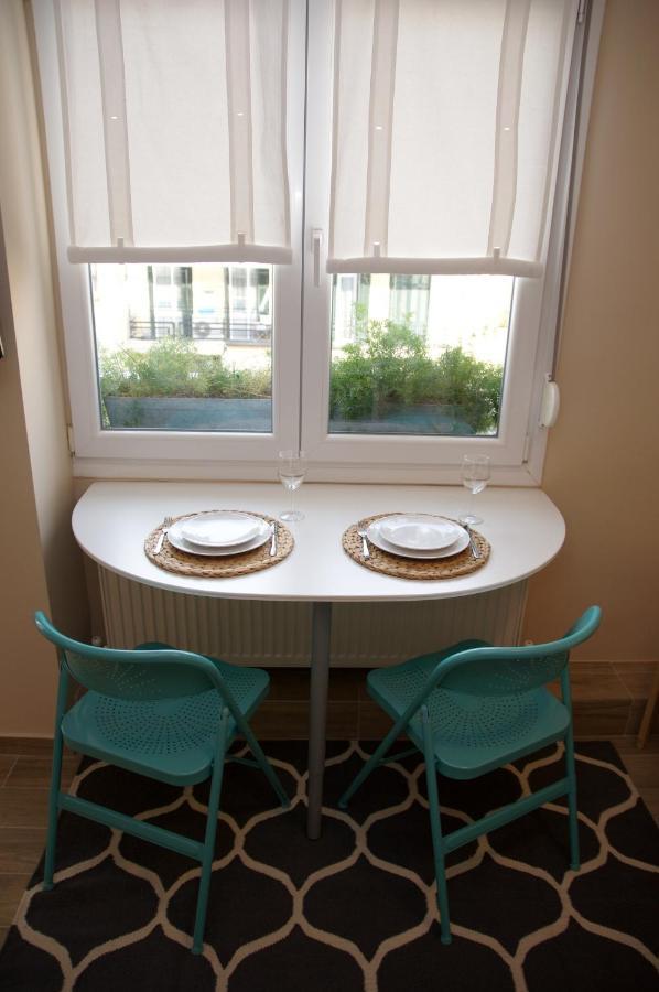 Super Cute & Cozy Mini Studios In City Center Tesalonika Bagian luar foto