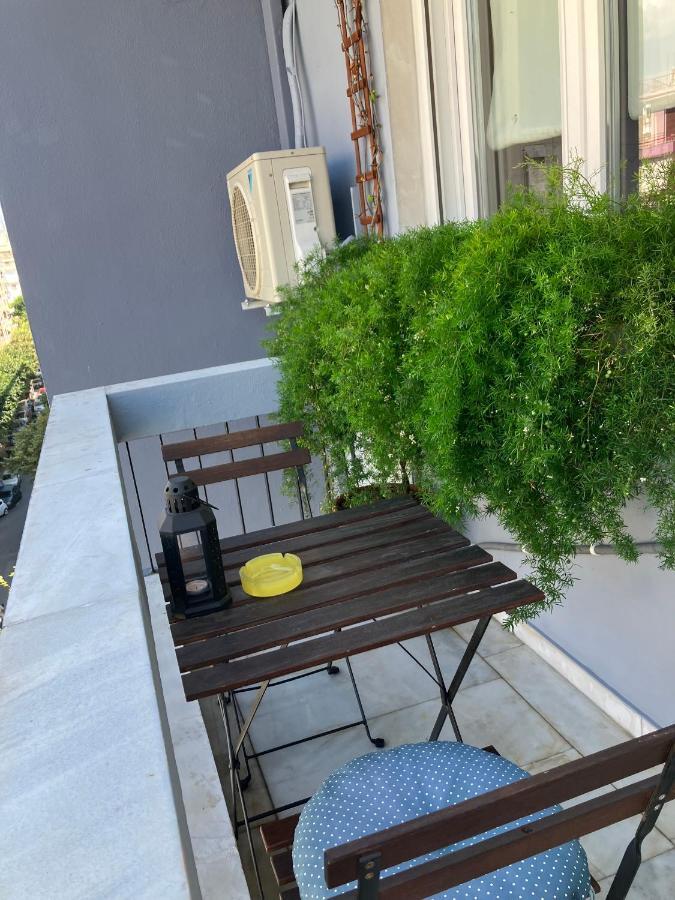 Super Cute & Cozy Mini Studios In City Center Tesalonika Bagian luar foto