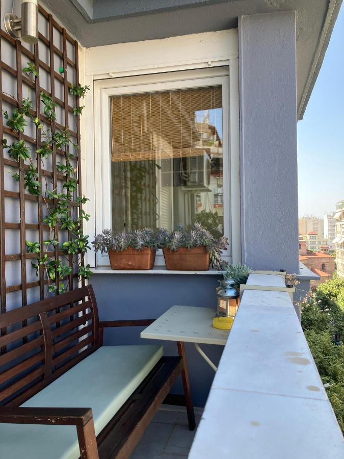 Super Cute & Cozy Mini Studios In City Center Tesalonika Bagian luar foto