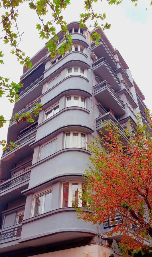Super Cute & Cozy Mini Studios In City Center Tesalonika Bagian luar foto